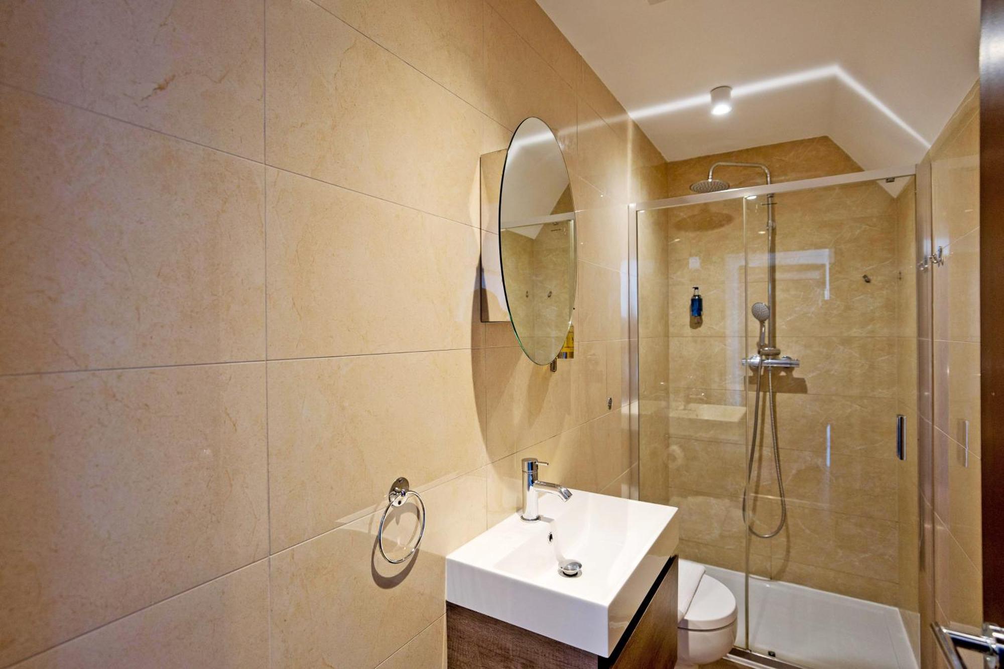 Imperial Middlesex Street Apartments ลอนดอน ภายนอก รูปภาพ