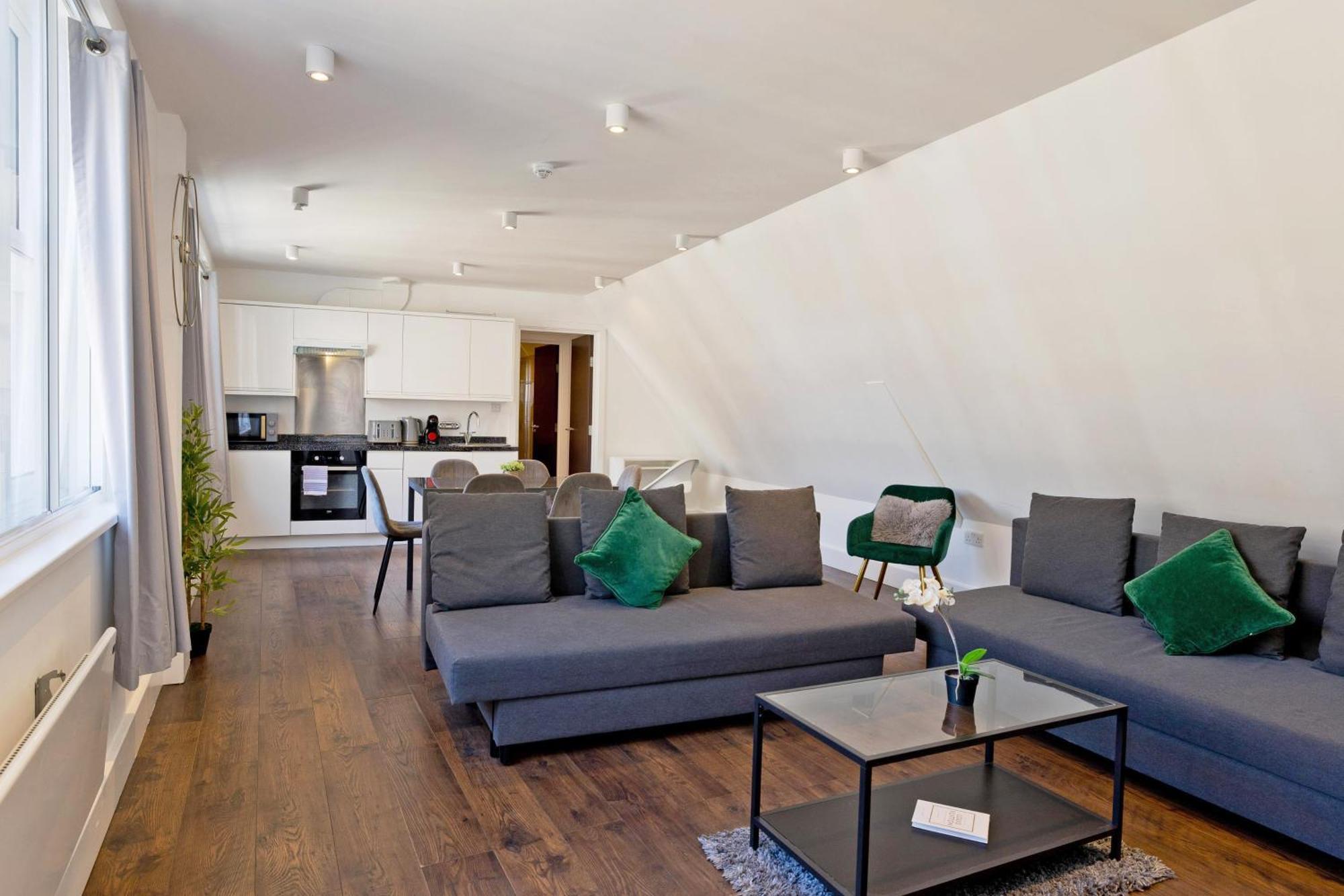 Imperial Middlesex Street Apartments ลอนดอน ภายนอก รูปภาพ