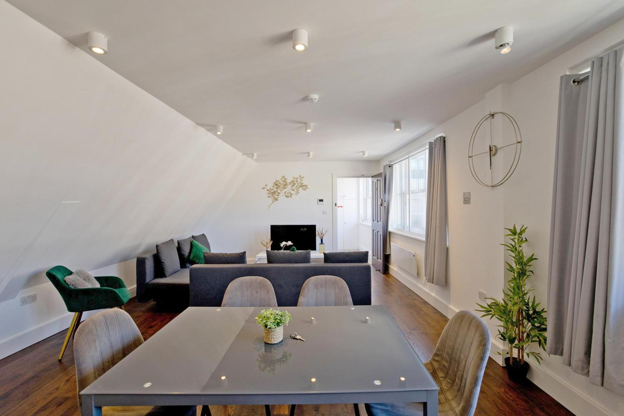 Imperial Middlesex Street Apartments ลอนดอน ภายนอก รูปภาพ